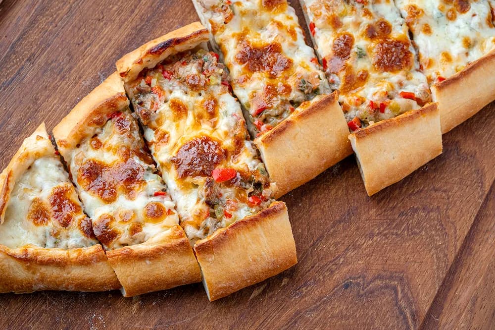 Kaşarlı Pide